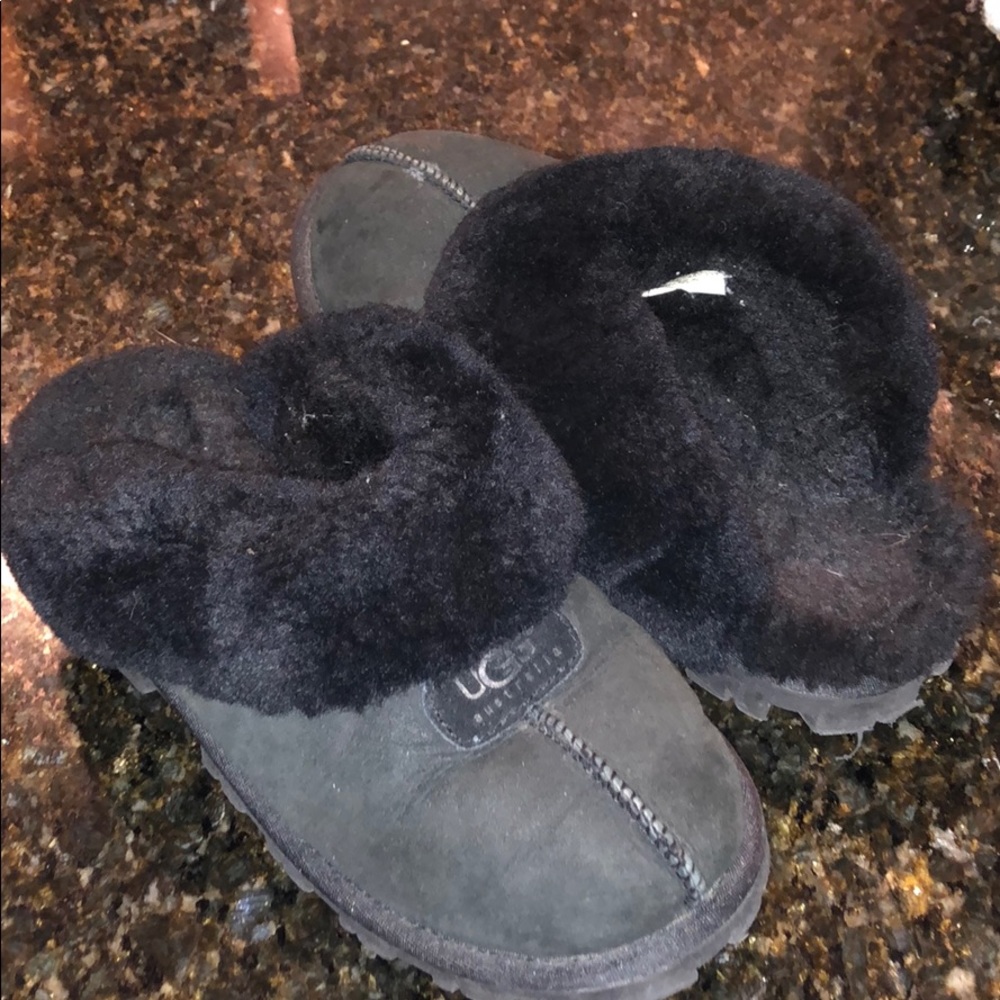 Black Ugg Slippers